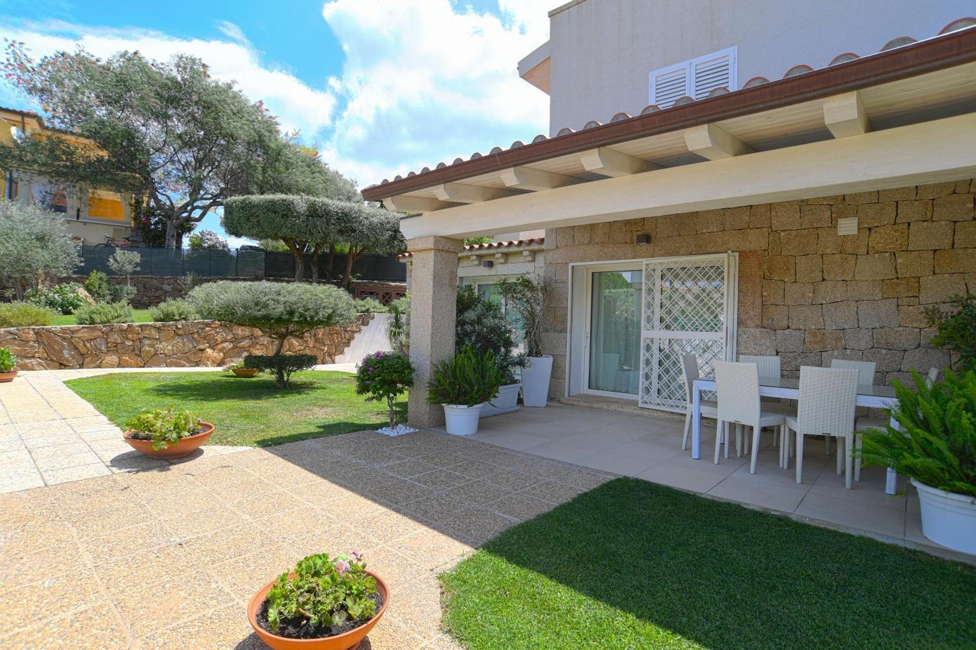 Summer Luxury Apartment Adults Only Olbia Ngoại thất bức ảnh