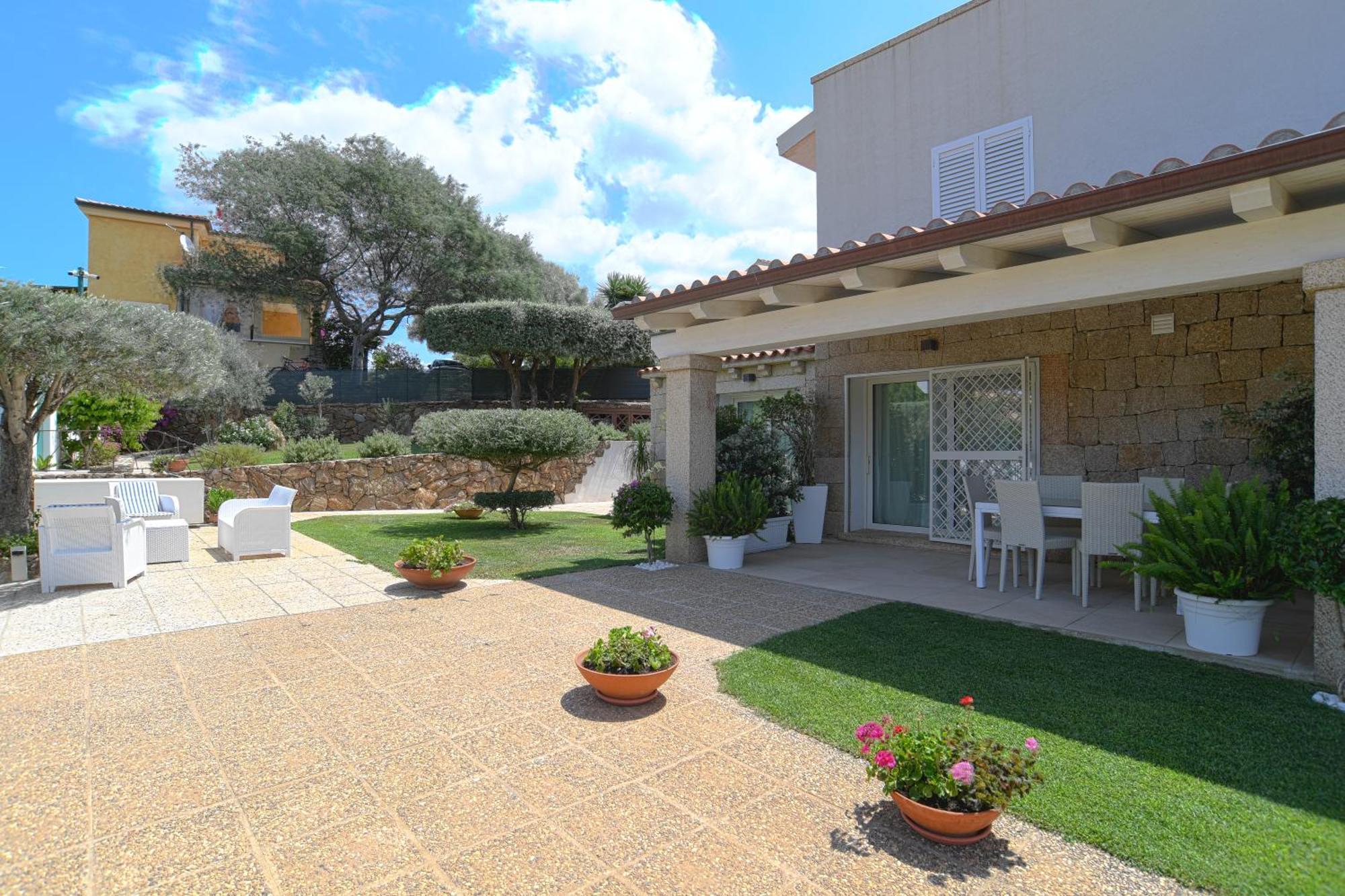 Summer Luxury Apartment Adults Only Olbia Ngoại thất bức ảnh